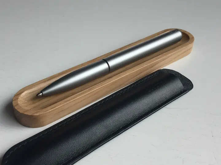 خرید خودکار استیل‌فرم